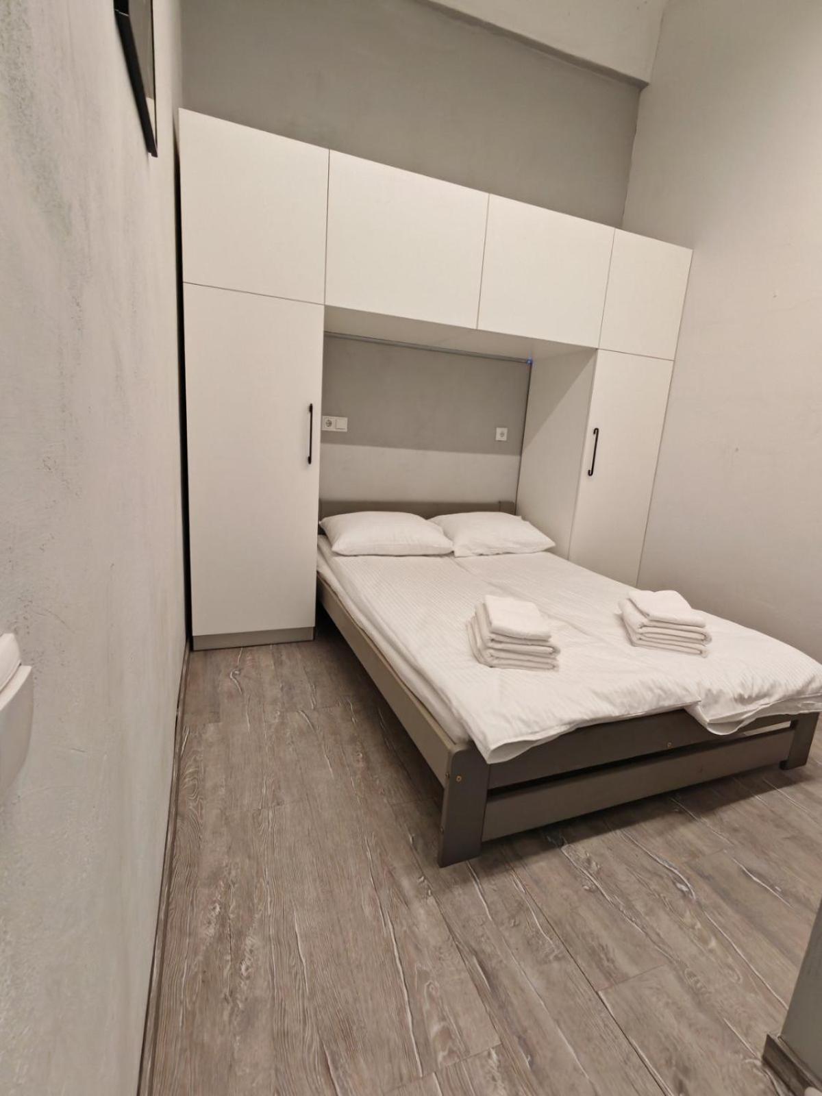 Apartmentsforrent In Apartment